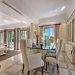 Exquisite Quinta Da Majestic Heights 4 Bedrooms Villa *