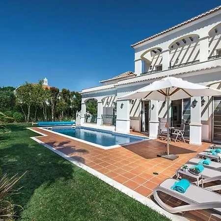 Majestic Heights: Quinta Da Luxury With Private Pool Villa
