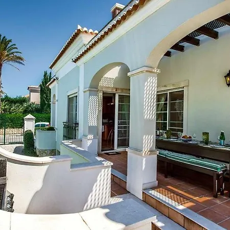 Villa Majestic Heights: Quinta Da Luxury With Private Pool Almancil