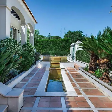 Villa Majestic Heights: Quinta Da Luxury With Private Pool